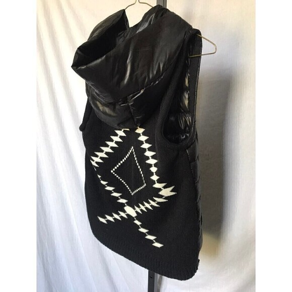 Nordstrom rack: Love Tree small puffer vest: design on back - Picture 5 of 5